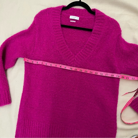 Sandro Pink Fuchsia wool alpaca v neck sweater size small 1 - Picture 5 of 5